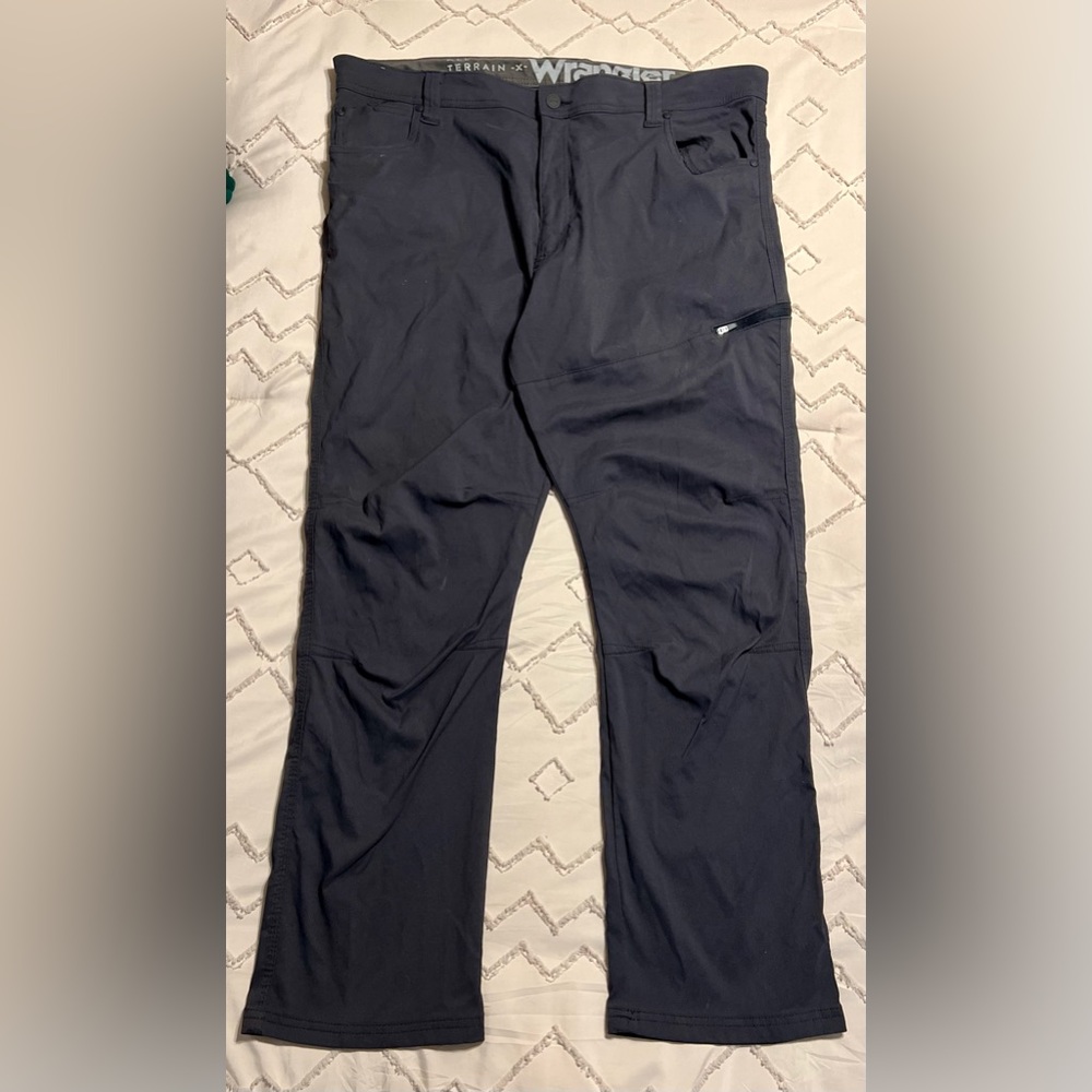 Wrangler All Terrain Pants Size 40X30